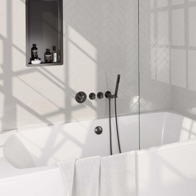 Brauer Gunmetal Carving Thermostatische Inbouw Badkraan Badvulcombinatie - Staaf - Doucheslang - Wandaansluitbocht - Handdouche - Gunmetal Geborsteld Pvd Brauer Gunmetal Carving Thermostatische Inbouw Badkraan Badvulcombinatie - Staaf - Doucheslang - Wandaansluitbocht - Handdouche - Gunmetal Geborsteld Pvd