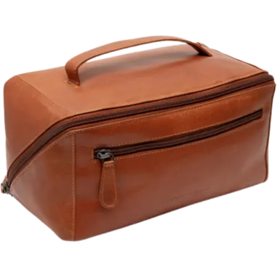 The Chesterfield Brand Toilettas Elmia Cognac The Chesterfield Brand Toilettas Elmia Cognac