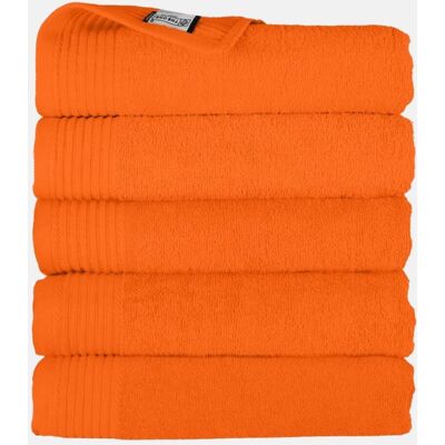 The One Towelling The One Badhanddoek 450 gram 70x140 Oranje (5 stuks) The One Towelling The One Badhanddoek 450 gram 70x140 Oranje (5 stuks)