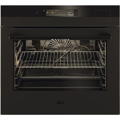 AEG 9000 serie SteamPro Combi hetelucht- en stoomoven BSK898330T AEG 9000 serie SteamPro Combi hetelucht- en stoomoven BSK898330T
