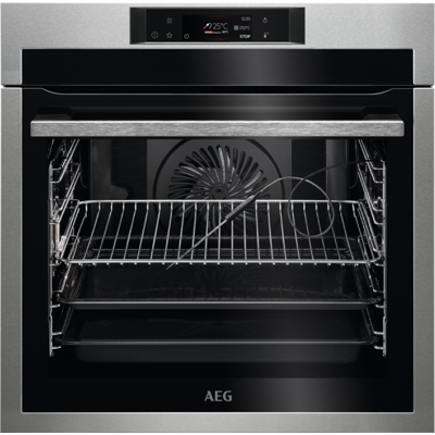 AEG 8000 AssistedCooking Heteluchtoven met pyrolysereiniging BPE742080M AEG 8000 AssistedCooking Heteluchtoven met pyrolysereiniging BPE742080M