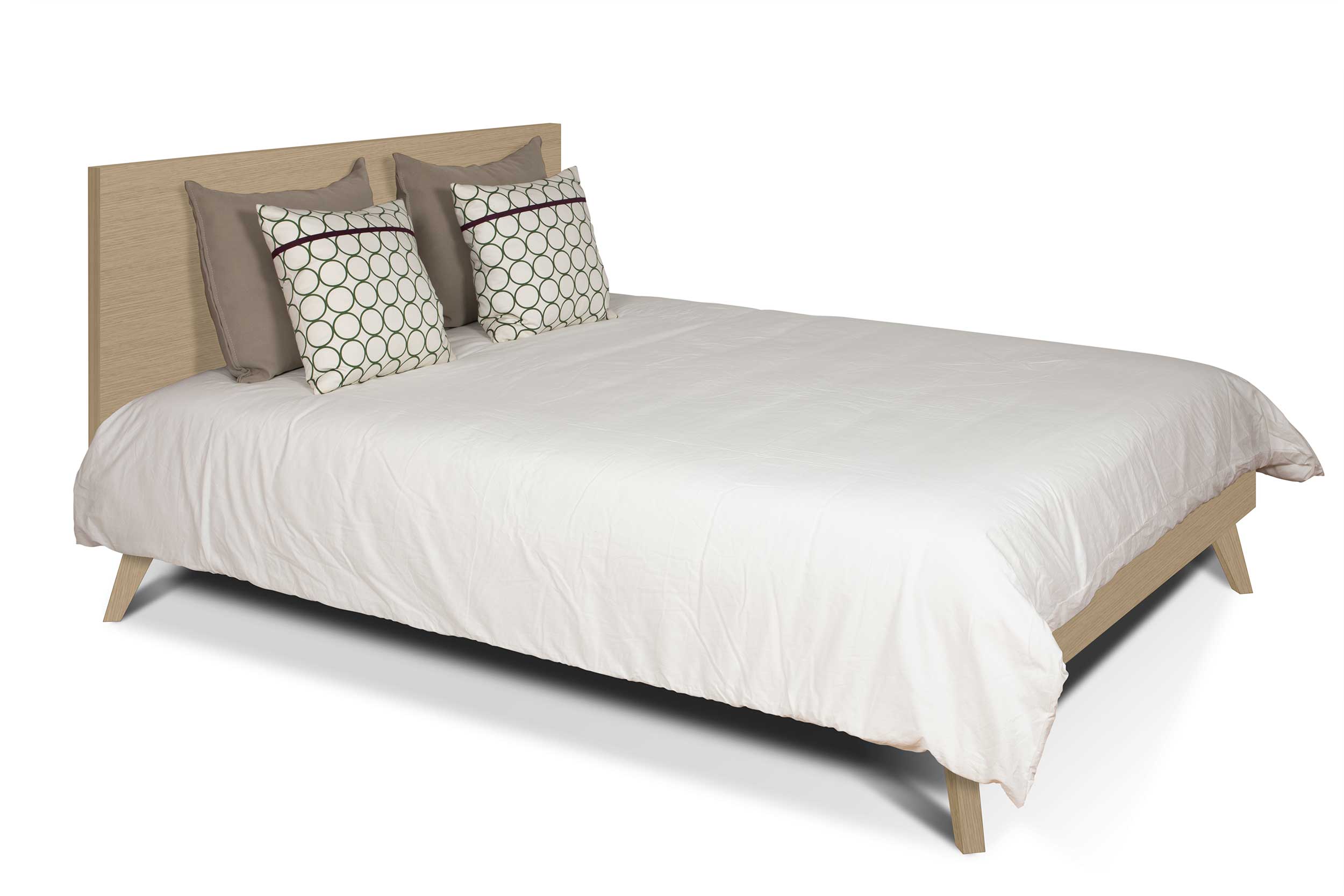 TemaHome Bed Mara 180x200 met houten pootjes, rechthoekig hoofdbord & lattenbodem - eik