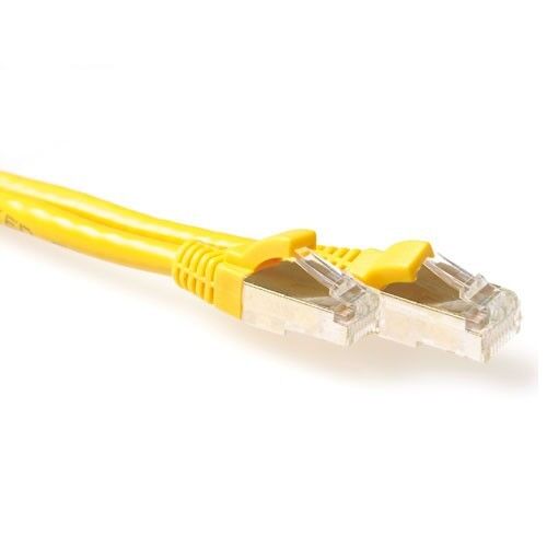 ACT FB7815 LSZH SFTP CAT6A Patchkabel Snagless Geel - 15 meter