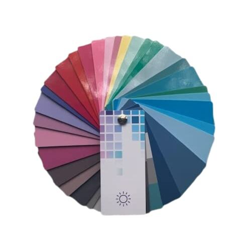 Stylingtoolbox [KLEURENWAAIER ZOMERTYPE] Kleurenwaaier voor kleuranalyse. 32 kleuren geschikt voor het Zomertype. UNIEK met 2 combinatiebladen voor prachtige kledingcombinaties geschikt voor het seizoenskleurtype Zomer