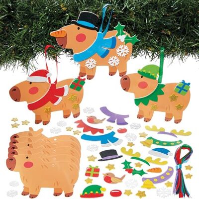Baker Ross FN690 Kerstmis Capibara Mix & Match decoratiesets – set van 8, knutselsets voor kinderen om kerstcapibara's te ontwerpen Baker Ross FN690 Kerstmis Capibara Mix & Match decoratiesets – set van 8, knutselsets voor kinderen om kerstcapibara's te ontwerpen
