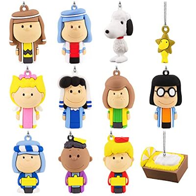 Hallmark Pinda's Geboorte Countdown Kalender Miniatuur Kerstboom Set Met 12 Mini Ornamenten, (0002HCM9187) Hallmark Pinda's Geboorte Countdown Kalender Miniatuur Kerstboom Set Met 12 Mini Ornamenten, (0002HCM9187)