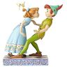 Enesco Disney Traditions Een onverwachte kus Peter Pan en Wendy figuur