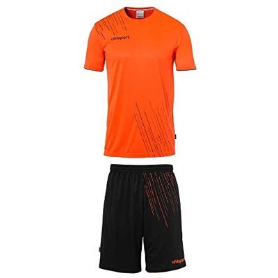Uhlsport Score 26 Set voetbalset bestaande uit shirt en korte broek Uhlsport Score 26 Set voetbalset bestaande uit shirt en korte broek