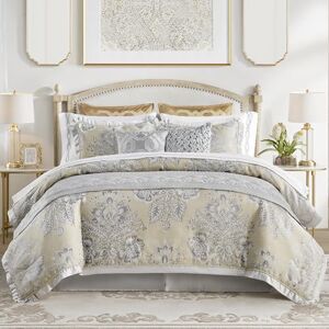 Croscill Dekbedset met Kingsize Bed, Luxe Chenille-Jacquard Bloemenmedaillon, Microvezel Twill-Dekbed, Extra Groot Dekbed, 2 Kussenslopen en Bedrok, Loretta, Beige, Bloemen, King, 4 Stuks Croscill Dekbedset met Kingsize Bed, Luxe Chenille-Jacquard Bloemenmedaillon, Microvezel Twill-Dekbed, Extra Groot Dekbed, 2 Kussenslopen en Bedrok, Loretta, Beige, Bloemen, King, 4 Stuks
