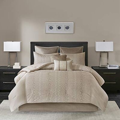 Madison Park All Season Down Alternatief beddengoed met bijpassende shams, decoratieve kussens, polyester, geo-borduurwerk natuurlijk, Cal King (104 "x92") Madison Park All Season Down Alternatief beddengoed met bijpassende shams, decoratieve kussens, polyester, geo-borduurwerk natuurlijk, Cal King (104 "x92")