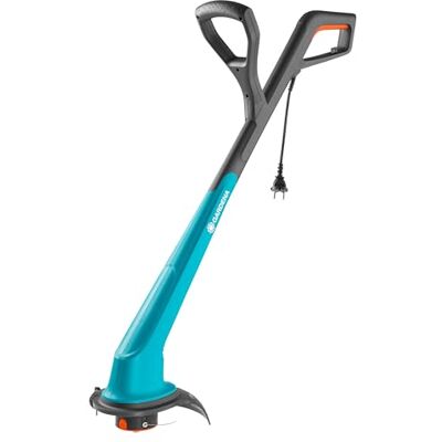 Gardena grastrimmer SmallCut 300/23: trimmer met laag gewicht en lange handgreep aan de voorzijde voor een prettige bediening, met maaibreedte van 230 mm en draadtoevoer via tipmechanisme (9805-20). Gardena grastrimmer SmallCut 300/23: trimmer met laag gewicht en lange handgreep aan de voorzijde voor een prettige bediening, met maaibreedte van 230 mm en draadtoevoer via tipmechanisme (9805-20).