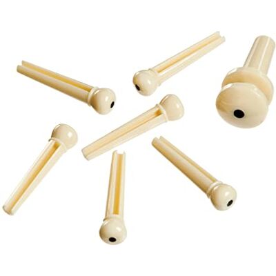 D'Addario Planet Waves PWSP12 7 plastic brugpins + plastic eindpin ivoor met zwarte inleg D'Addario Planet Waves PWSP12 7 plastic brugpins + plastic eindpin ivoor met zwarte inleg