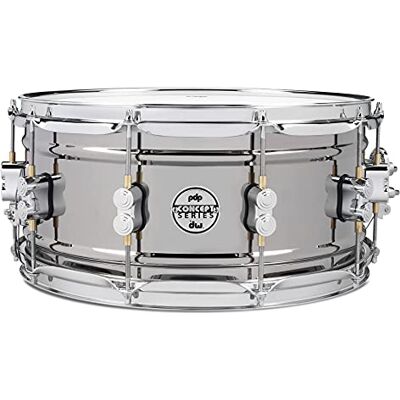 Pacific Drums Concept Series Metal Snare, 35,6 cm x 16,5 cm, zwart nikkel over staal Voorzien van een 1 mm dikke, dubbelgerolde stalen ketel met dubbele rand en een afwerking van zwart nikkel Pacific Drums Concept Series Metal Snare, 35,6 cm x 16,5 cm, zwart nikkel over staal Voorzien van een 1 mm dikke, dubbelgerolde stalen ketel met dubbele rand en een afwerking van zwart nikkel