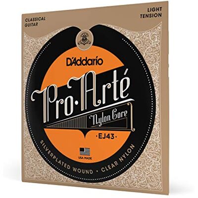 D'Addario Pro-Arte Nylon Klassieke Gitaarsnaren, Lichte Spanning Pro-Arte klassieke nylon snaren bieden een warme toon, nauwkeurige intonatie, gelijkmatig gevoel en lange duurzaamheid. D'Addario Pro-Arte Nylon Klassieke Gitaarsnaren, Lichte Spanning Pro-Arte klassieke nylon snaren bieden een warme toon, nauwkeurige intonatie, gelijkmatig gevoel en lange duurzaamheid.