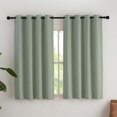NICETOWN Verduisteringsgordijnen, saliegroen, ondoorzichtig, korte gordijnen met ringen, set van 2, 145 x 140 cm (h x b), korte gordijnen, modern kort, verduisteringsgordijnen, thermogordijn, H 145 x NICETOWN Verduisteringsgordijnen, saliegroen, ondoorzichtig, korte gordijnen met ringen, set van 2, 145 x 140 cm (h x b), korte gordijnen, modern kort, verduisteringsgordijnen, thermogordijn, H 145 x
