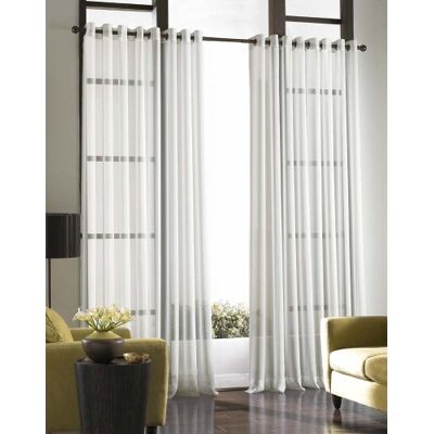 Curtainworks 1Q80430CWI Soho Voile Sheer Grommet Panel - Raamdecoratiepaneel Curtainworks 1Q80430CWI Soho Voile Sheer Grommet Panel - Raamdecoratiepaneel