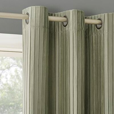 Sun Zero Scarlett Set van 2 geplooide fluwelen ruisonderdrukkende verduisterende doorvoertule gordijnpaneel paar, 101,6 x 243,8 cm, saliegroen Sun Zero Scarlett Set van 2 geplooide fluwelen ruisonderdrukkende verduisterende doorvoertule gordijnpaneel paar, 101,6 x 243,8 cm, saliegroen