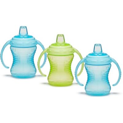 Munchkin Mighty Grip Trainingsbekers voor kinderen en baby's, lekvrij, spenningsbeker vanaf 6 maanden, 236 ml, verpakking van 3 stuks, blauw en groen Munchkin Mighty Grip Trainingsbekers voor kinderen en baby's, lekvrij, spenningsbeker vanaf 6 maanden, 236 ml, verpakking van 3 stuks, blauw en groen