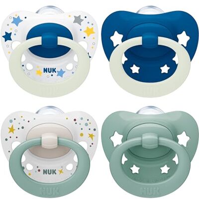 NUK Signature Day & Night Babyfopspeen 0-6 maanden Kalmeert 95% van de baby's BPA-vrije siliconen fopspeen in hartvorm Gloeit in het donker Sterren Set van 4 NUK Signature Day & Night Babyfopspeen 0-6 maanden Kalmeert 95% van de baby's BPA-vrije siliconen fopspeen in hartvorm Gloeit in het donker Sterren Set van 4
