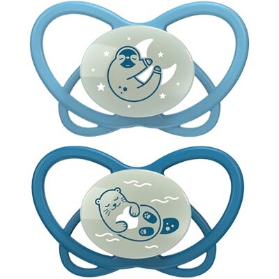 nip Butterfly Night 5-18 maanden 2-pack Stijlvriendelijke, tandvriendelijke babyfopspeen met lichtknop incl. fopspeenbox. Duurzame fopspeen met zachte siliconen zuiger, lichtblauw/blauw nip Butterfly Night 5-18 maanden 2-pack Stijlvriendelijke, tandvriendelijke babyfopspeen met lichtknop incl. fopspeenbox. Duurzame fopspeen met zachte siliconen zuiger, lichtblauw/blauw
