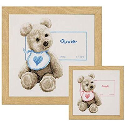 Vervaco Kruissteek Borduurpakket Geboorte Baby BEER MET SLAB Handwerkpakket voor Wanddecoratie 26 x 26 cm Borduurwerk met Telpatroon DIY Kit Babykamer Decoratie Cadeau Knutselen Voor Volwassenen Vervaco Kruissteek Borduurpakket Geboorte Baby BEER MET SLAB Handwerkpakket voor Wanddecoratie 26 x 26 cm Borduurwerk met Telpatroon DIY Kit Babykamer Decoratie Cadeau Knutselen Voor Volwassenen