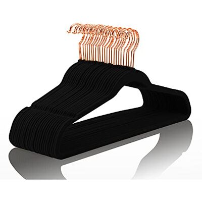 MIZGI Premium fluwelen hangers (30 stuks) Heavy Duty Antislip Fluwelen pak hangers zwart koper/rosé gouden haken, ruimtebesparende kledinghangers (zwart) MIZGI Premium fluwelen hangers (30 stuks) Heavy Duty Antislip Fluwelen pak hangers zwart koper/rosé gouden haken, ruimtebesparende kledinghangers (zwart)
