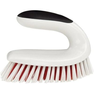 OXO Good Grips Allesreiniger schrobborstel met sterke borstelharen Stevi ge borstels verwijderen vuil en vet, Hangt aan emmer voor gemakkelijke toegang, Krachtige multi-oppervlakreiniging OXO Good Grips Allesreiniger schrobborstel met sterke borstelharen Stevi ge borstels verwijderen vuil en vet, Hangt aan emmer voor gemakkelijke toegang, Krachtige multi-oppervlakreiniging