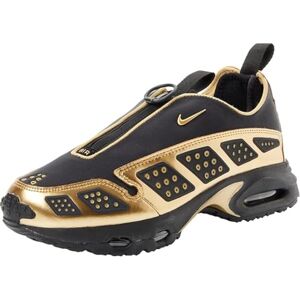 NIKE Air Max Sndr damessneakers, Zwart Metallic Goud Zwart Dk Smoke Grey, 42.5 EU NIKE Air Max Sndr damessneakers, Zwart Metallic Goud Zwart Dk Smoke Grey, 42.5 EU