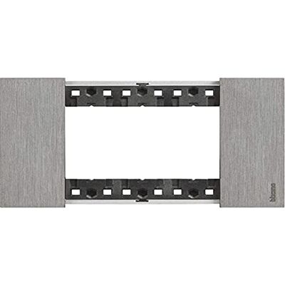 Bticino Living Now Placca 3 modules van Zama, staal Bticino Living Now Placca 3 modules van Zama, staal