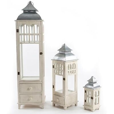 DRW Set van 3 houten lantaarns en bovenkant van metaal in wit, 129 x 32 x 32 cm DRW Set van 3 houten lantaarns en bovenkant van metaal in wit, 129 x 32 x 32 cm