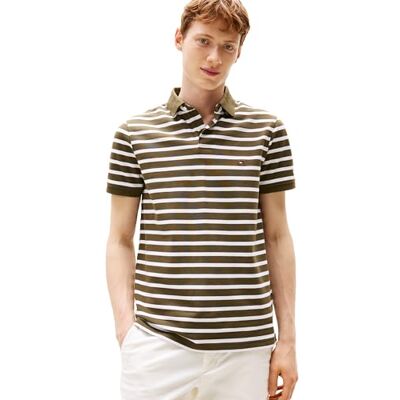 Tommy Hilfiger Short Sleeve Polo Shirts in Regular Fit With Stretch And Organic Pique Cotton heren Poloshirts met korte mouwen in normale pasvorm met stretch en biologisch piqué-katoen Tommy Hilfiger Short Sleeve Polo Shirts in Regular Fit With Stretch And Organic Pique Cotton heren Poloshirts met korte mouwen in normale pasvorm met stretch en biologisch piqué-katoen