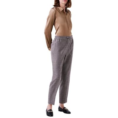 Caroll Broeken, Taupe, 38 Caroll Broeken, Taupe, 38