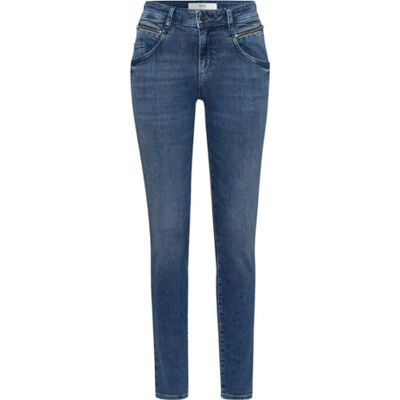 Brax Style Shakira Vintage Stretch Denim, Used Stone Blue., 34W / 30L Brax Style Shakira Vintage Stretch Denim, Used Stone Blue., 34W / 30L