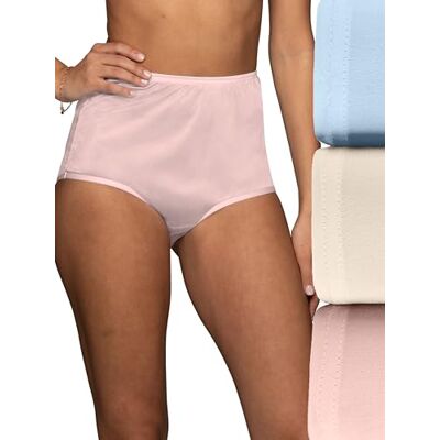 Vanity Fair 3 Pack Perfectly Yours Ravissant Tailored Brief Panty dames Perfect voor jou Ravissant op maat gemaakt Nylon Brief Panty 3-pack 15712a (3-Pack) Vanity Fair 3 Pack Perfectly Yours Ravissant Tailored Brief Panty dames Perfect voor jou Ravissant op maat gemaakt Nylon Brief Panty 3-pack 15712a (3-Pack)