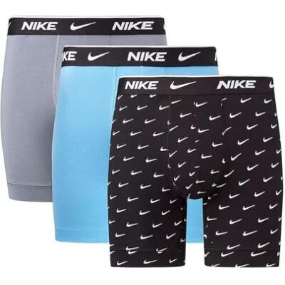 NIKE Underwear Heren Essential Boxer Briefs 3-pack smalle pasvorm, elastisch materiaal, hoog draagcomfort, Swoosh Print/Grey/Uni. Blauw, XS NIKE Underwear Heren Essential Boxer Briefs 3-pack smalle pasvorm, elastisch materiaal, hoog draagcomfort, Swoosh Print/Grey/Uni. Blauw, XS