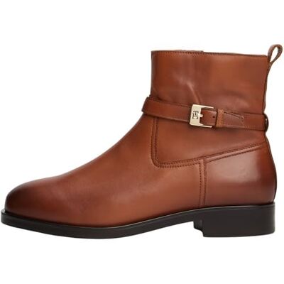 Tommy Hilfiger Dames TH BUCKLE RIDING LEATHER BOOTIE FW0FW08781 enkellaarzen, bruin (Cinnamon Bark), 6.5, Bruine kaneelschors, 40 EU Tommy Hilfiger Dames TH BUCKLE RIDING LEATHER BOOTIE FW0FW08781 enkellaarzen, bruin (Cinnamon Bark), 6.5, Bruine kaneelschors, 40 EU
