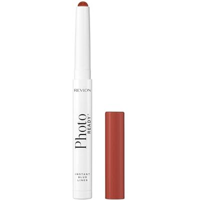REVLON PhotoReady Instant Blur Liner, Hydraterende Vervagende Lip Liner met koepeltip, Redefined Lip Contour Zonder Vervagen, Gladstrijkt fijne lijnen, 007 Filters, 1,4g REVLON PhotoReady Instant Blur Liner, Hydraterende Vervagende Lip Liner met koepeltip, Redefined Lip Contour Zonder Vervagen, Gladstrijkt fijne lijnen, 007 Filters, 1,4g