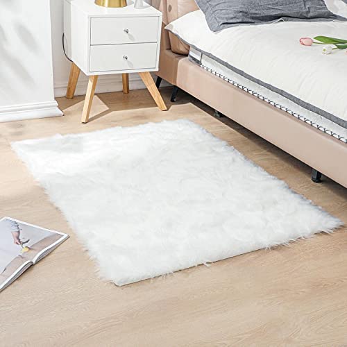 SYUNHUI Faux schapenvacht tapijten, pluizige tapijten, antislip, sofa vloertapijten, harige slaapkamertapijten voor woondecoratie (wit, 80 x 180 cm)