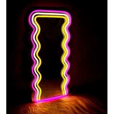 Altri Brand Neon Golf Spiegel - 30x60 cm - Woondecoratie Altri Brand Neon Golf Spiegel - 30x60 cm - Woondecoratie