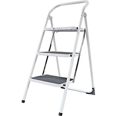 Amig Opklapbare ladder Stalen kruk met 3 antislip treden Afmetingen: 72 x 65 x 101 cm 150 kg Witte afwerking met zwarte beschermers Voor professioneel en huishoudelijk gebruik Amig Opklapbare ladder Stalen kruk met 3 antislip treden Afmetingen: 72 x 65 x 101 cm 150 kg Witte afwerking met zwarte beschermers Voor professioneel en huishoudelijk gebruik