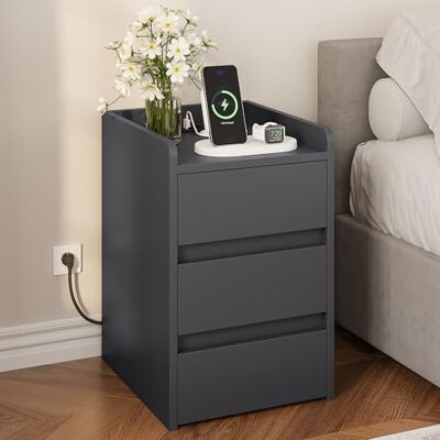 YITAHOME Nachtkastje met 3 laden en voeding, nachtkastje met laadstation, 2 USB-poorten en stopcontacten, waterdichte bijzettafel voor woonkamer en slaapkamer, 35 x 40 x 59 cm (grijs) YITAHOME Nachtkastje met 3 laden en voeding, nachtkastje met laadstation, 2 USB-poorten en stopcontacten, waterdichte bijzettafel voor woonkamer en slaapkamer, 35 x 40 x 59 cm (grijs)