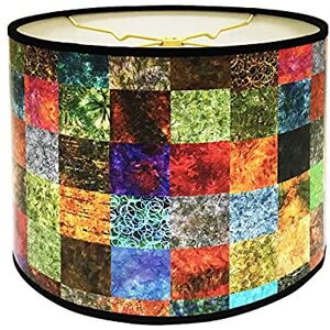 Royal Designs, Inc Royal Designs 10 inch veelkleurige vierkante patchwork designer harde achterkant lampenkap gemaakt in de VS 10 x 10 x 7 (HBC-8008-10) Royal Designs, Inc Royal Designs 10 inch veelkleurige vierkante patchwork designer harde achterkant lampenkap gemaakt in de VS 10 x 10 x 7 (HBC-8008-10)