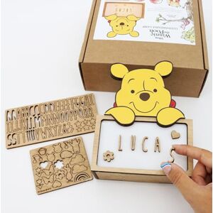 WONDEE Disney Winnie de Poeh-lamp voor pasgeborenen, gepersonaliseerd met namen en tekeningen, personaliseerbaar thuis met de familie, nachtlampje beer, Winnie de Poeh, cadeau voor pasgeborenen en WONDEE Disney Winnie de Poeh-lamp voor pasgeborenen, gepersonaliseerd met namen en tekeningen, personaliseerbaar thuis met de familie, nachtlampje beer, Winnie de Poeh, cadeau voor pasgeborenen en