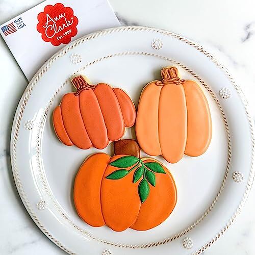 Ann Clark Cookie Cutters Halloween pompoen patch koekjessnijder set met receptenboekje 3-st. Jack-o-Lantern, hoge pompoen, pompoenpompoen gemaakt in de VS door