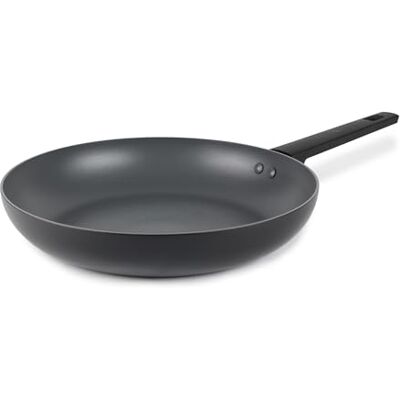 Russell Hobbs RH02838EU7 28cm Frying Pan – Non-Stick Coating 10x Tougher*, Easy Clean Cooking Surface, Induction Suitable/Metal Utensil Safe, Soft-Touch Stay Cool Handle, Shield Collection, Use No Oil Russell Hobbs RH02838EU7 28cm Frying Pan – Non-Stick Coating 10x Tougher*, Easy Clean Cooking Surface, Induction Suitable/Metal Utensil Safe, Soft-Touch Stay Cool Handle, Shield Collection, Use No Oil