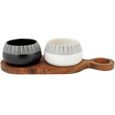 Cosy & Trendy Etosha Steengoed Apero Service: 1 dienblad + 2 kommen D 7,5 x h5,2 cm, zwart Cosy & Trendy Etosha Steengoed Apero Service: 1 dienblad + 2 kommen D 7,5 x h5,2 cm, zwart