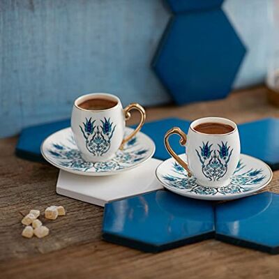 KARACA Iznik Set van 2 koffiekopjes 90 cc, kleine porseleinen espressokoppen en schotels, Turkse koffiekopje, set van 2 Demitasse kopjes 3 oz Ounce voor speciale koffiedrankjes, enkel/dubbel espresso-set KARACA Iznik Set van 2 koffiekopjes 90 cc, kleine porseleinen espressokoppen en schotels, Turkse koffiekopje, set van 2 Demitasse kopjes 3 oz Ounce voor speciale koffiedrankjes, enkel/dubbel espresso-set