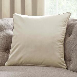 Laurence Llewelyn-Bowen Montrose Ivory Velvet Kussen 43 x 43cm Gevuld Kussen Cream Velvet Kussen Laurence Llewelyn-Bowen Montrose Ivory Velvet Kussen 43 x 43cm Gevuld Kussen Cream Velvet Kussen