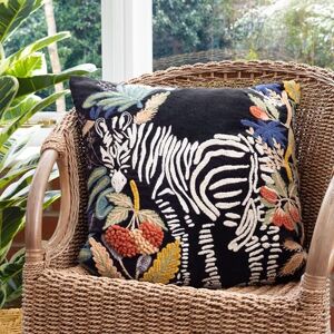 furn. Wylder Exotische zebra geborduurd katoenen fluwelen veer rijk gevuld kussen furn. Wylder Exotische zebra geborduurd katoenen fluwelen veer rijk gevuld kussen
