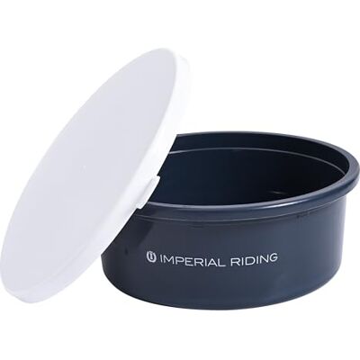 Imperial Riding Voedertrog IRH Basic, voederemmer met deksel van voedselveilige kunststof, 8 l, marineblauw, 1SIZE Imperial Riding Voedertrog IRH Basic, voederemmer met deksel van voedselveilige kunststof, 8 l, marineblauw, 1SIZE